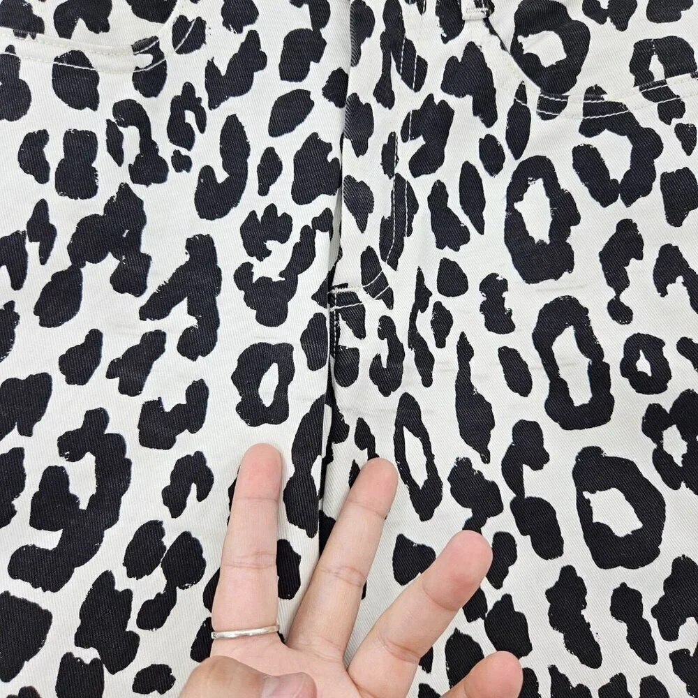 See By Chloe Leopard Print Crop Jean Black/White Women’s Size 34 U.S. 2 Mid Rise - Picture 11 of 12
